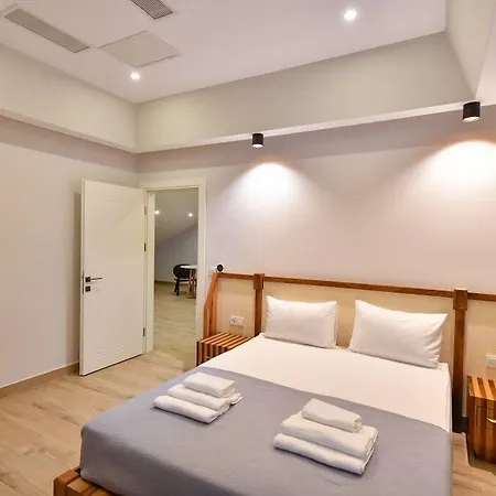 Ξενοδοχείο με διαμερίσματα Bliss Loft 4*