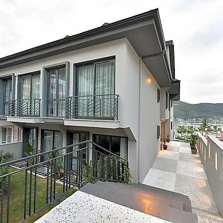 Ξενοδοχείο με διαμερίσματα Bliss Loft Φετιγιέ
