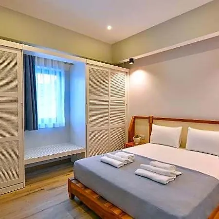 Ξενοδοχείο με διαμερίσματα Bliss Loft 4*